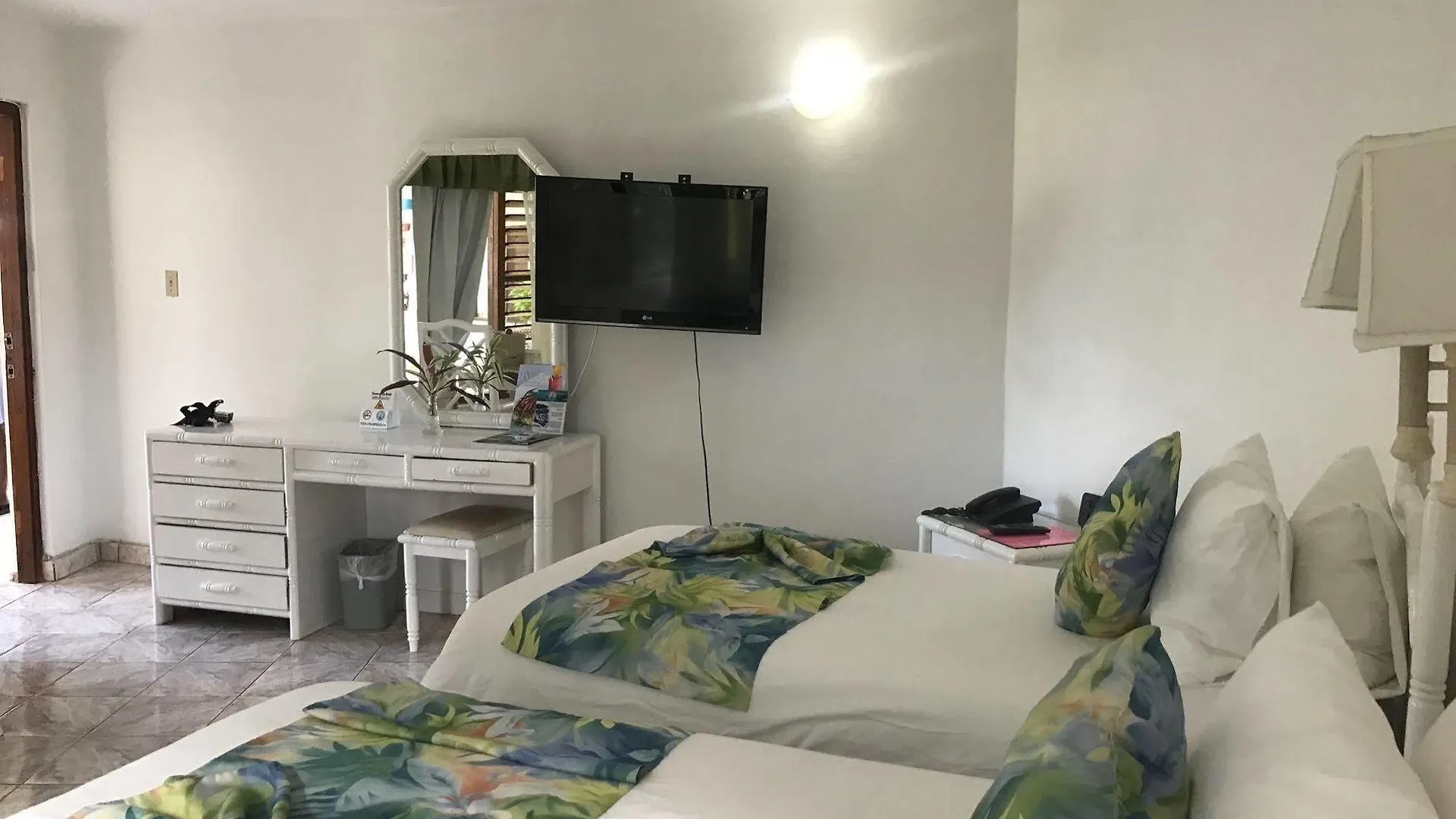 Negril Treehouse Resort Jamaica