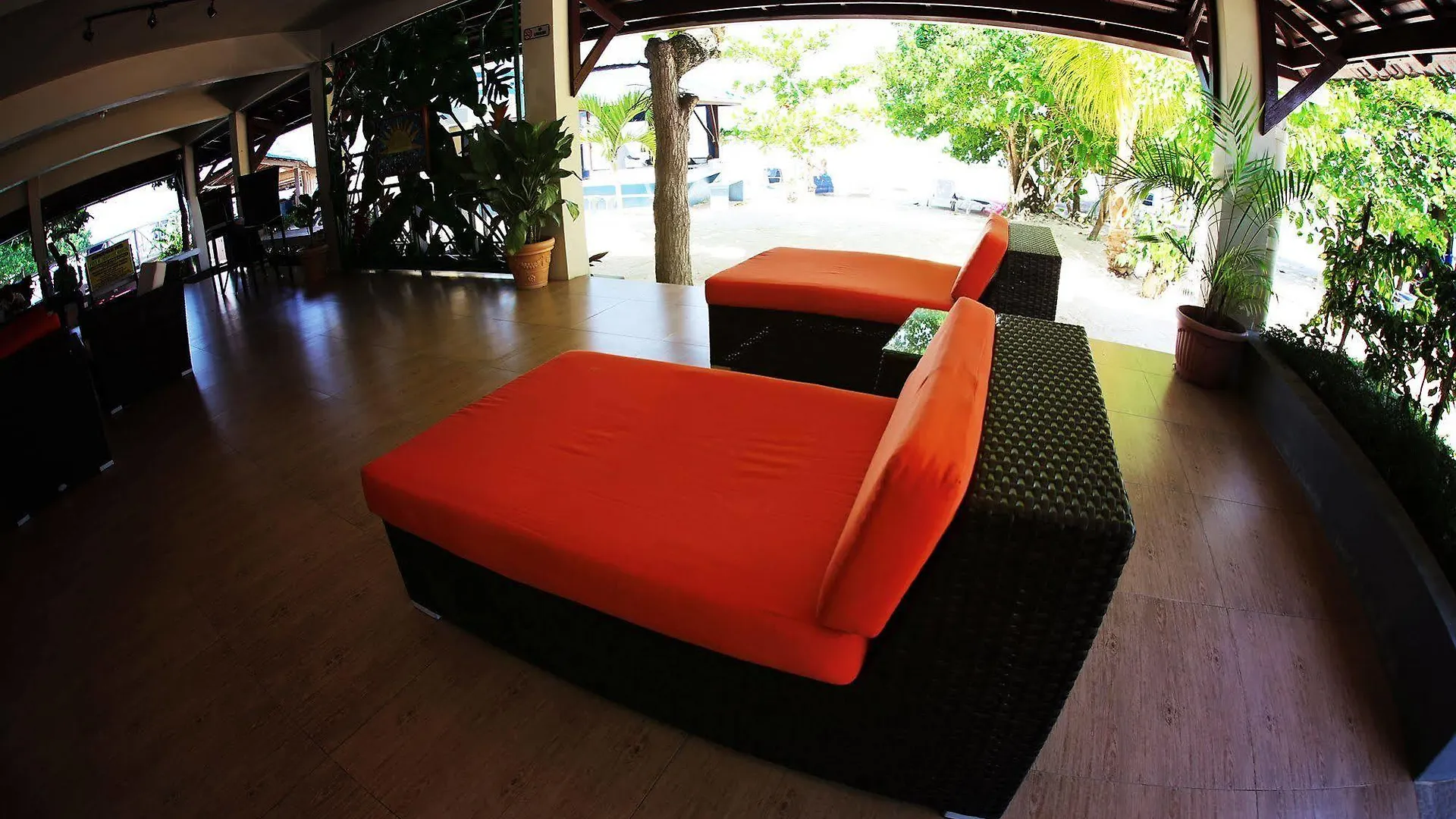 Negril Treehouse Resort 3*,