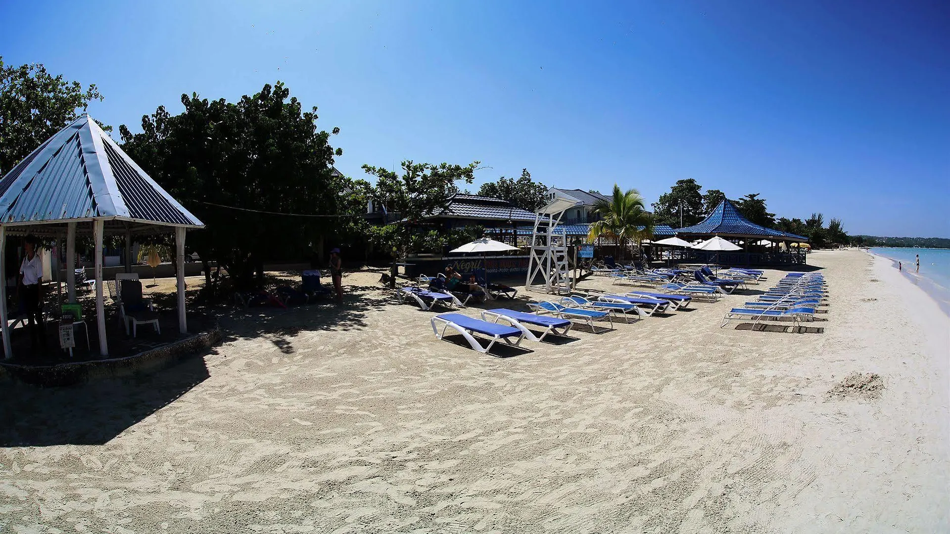 Negril Treehouse Resort Hotel
