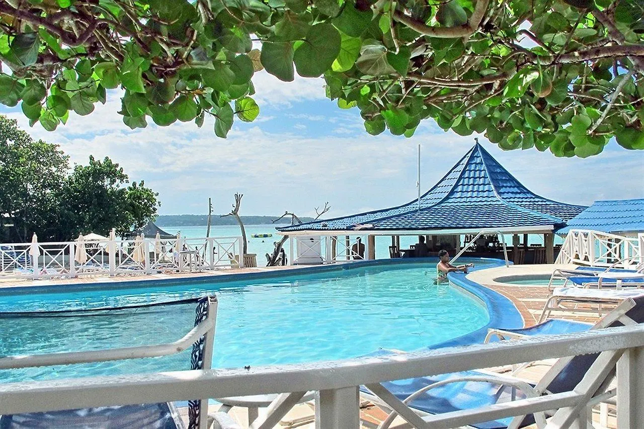 Negril Treehouse Resort